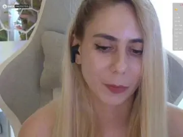 Bongacams Adult Webcams of -Light-Fury-