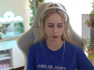 Bongacams Best live sex cam show of -Light-Fury-