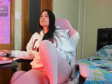 allisonlove69 from bongacams