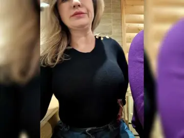 Bongacams Nude Webcam of MOLLY-7