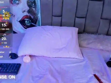 Bongacams Live Porn of RavynRouge