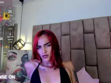 Bongacams Free Live Porn of RavynRouge