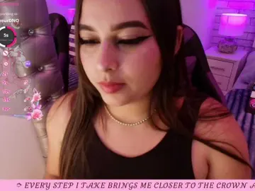 Bongacams Free Porn Cam of EinnyMure