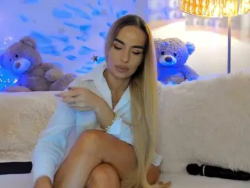 Bongacams Live Porn of FeralFoxy