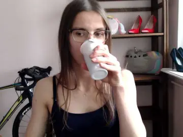 Bongacams Sex Cam of MegiKiss