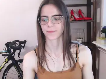 Bongacams Watch Live Sex Cams of MegiKiss