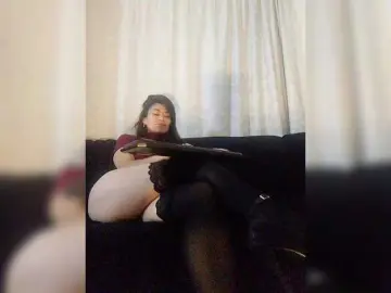 Bongacams Watch Live Sex Cams of Linda-Tease