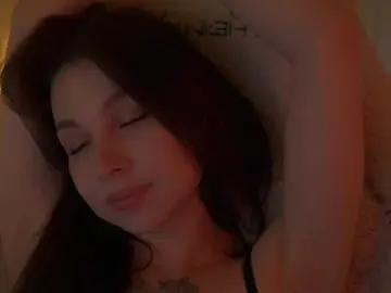 Bongacams Adult Webcam of DrammaQueennnn