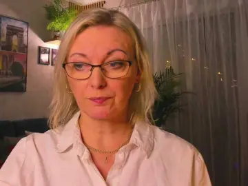 Bongacams Watch Live Sex Cams of SoftVANESSA