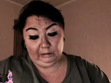 Bongacams Sex Cam of Alinahott1