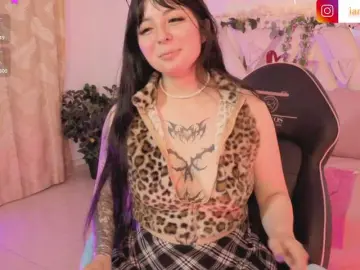 Bongacams Adult Video Chat of hina-tay