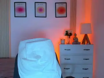 Bongacams Watch Live Sex Cams of rossy-x