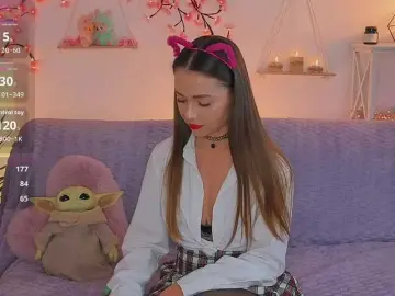 Bongacams Live Sex of MaybeBabeTV