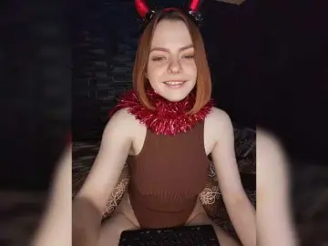 Bongacams Watch Live Sex Cams of AliceRabbit