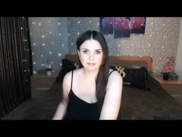 Bongacams Watch Live Sex Cams of AwesomeValen