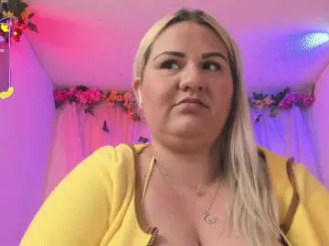 Bongacams Live Porn of sweetbambi-23