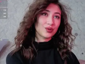 Bongacams Live Sex Cam of AffiinaLovsx