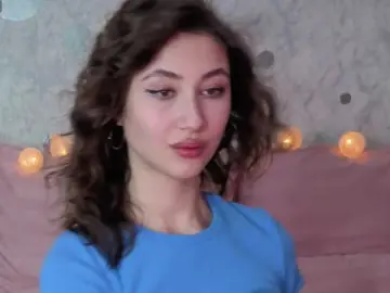 Bongacams Watch Live Sex Cams of AffiinaLovsx