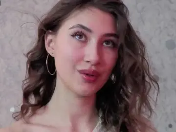 Bongacams Free Porn Cam of AffiinaLovsx