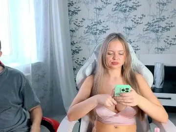 Bongacams Nude Webcam of LoveAndSex24