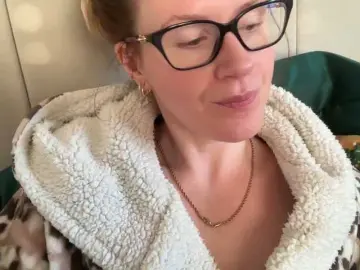 Bongacams Live Porn of REDHEADROSIE