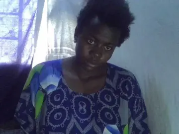 Lavella from bongacams