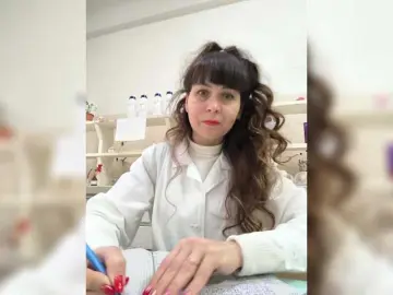 Bongacams Watch Live Sex Cams of caroliiine