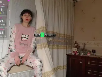 Bongacams Watch Live Sex Cams of caroliiine