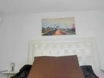 Bongacams Sex Cam of rouse-sexy-hotxx77