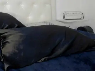 Bongacams Sex Cam of rouse-sexy-hotxx77