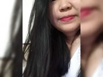 SophiaFlores from bongacams