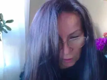 Bongacams Free Live Porn of HelenSHOW1