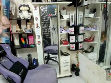 Bongacams Nude Webcam of alison-miller