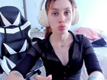 Bongacams Best Webcam of RevySadashiTrue