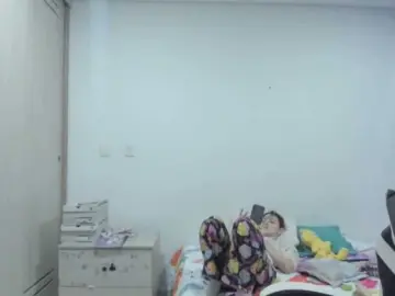 Bongacams Adult Webcams of RevySadashiTrue