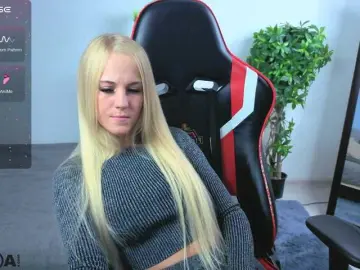 Bongacams Private Sex Chat of EmilyBlare