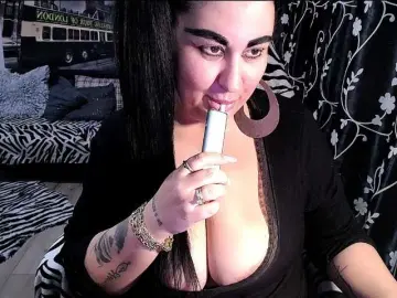 Bongacams Live Sex Cam of NaturalWoman