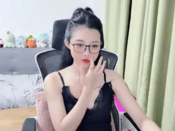 Bongacams Free Live Porn of ShynBarbie99