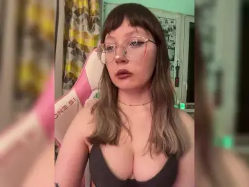 Bongacams Free Live Porn of henby-streams