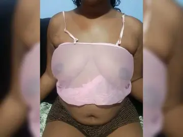 Bongacams Live Sex Cam of Submissiveebonyslut