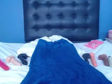 Bongacams Live Sex Cam of tiny-whore