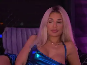 Bongacams Watch Live Sex Cams of IvyRowa