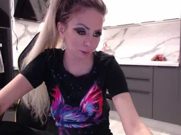 Bongacams Nude Webcam of blondalina