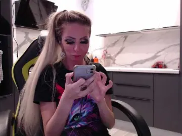 Bongacams Watch Live Sex Cams of blondalina