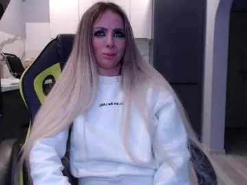 Bongacams Nude Webcam of blondalina