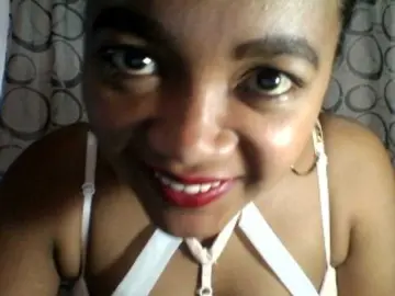 Bongacams Live Porn of justine33