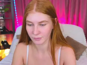 Bongacams Nude Webcam of JuliaPowder