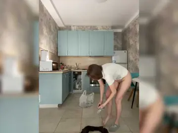 Incredible123 from bongacams