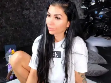 Bongacams Adult Webcam of -BABAYAGA-