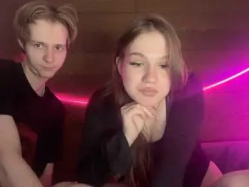 Bongacams Live Sex Cam of titsDestroy2007